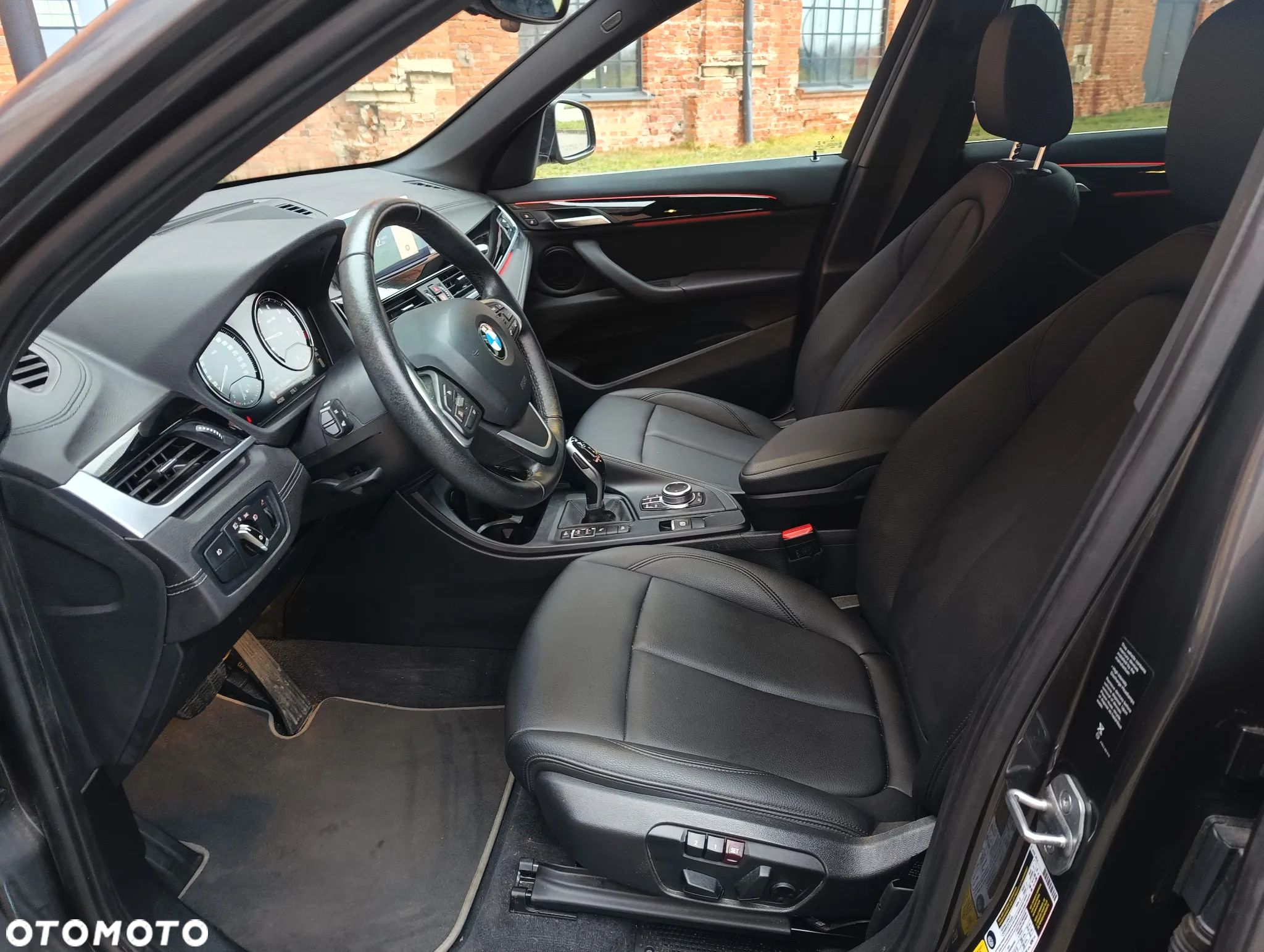 BMW X1 xDrive25i Sport Line sport - 28