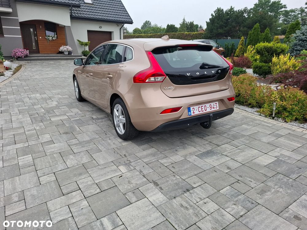 Volvo V40 D2 You - 9