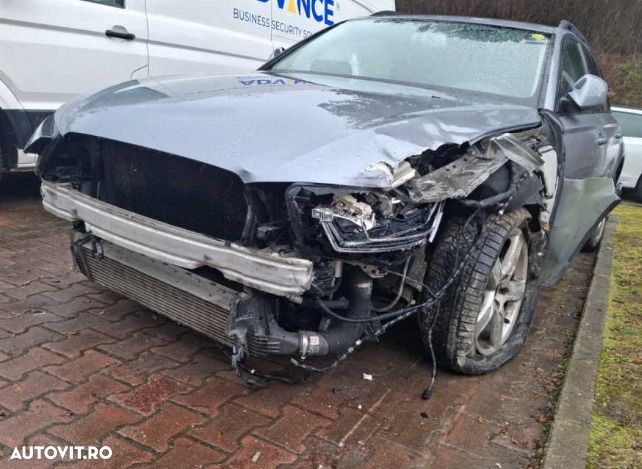 Dezmembram Audi A6 Allroad 2015 - 111.000 km - 3.0 tdi CRT - 8