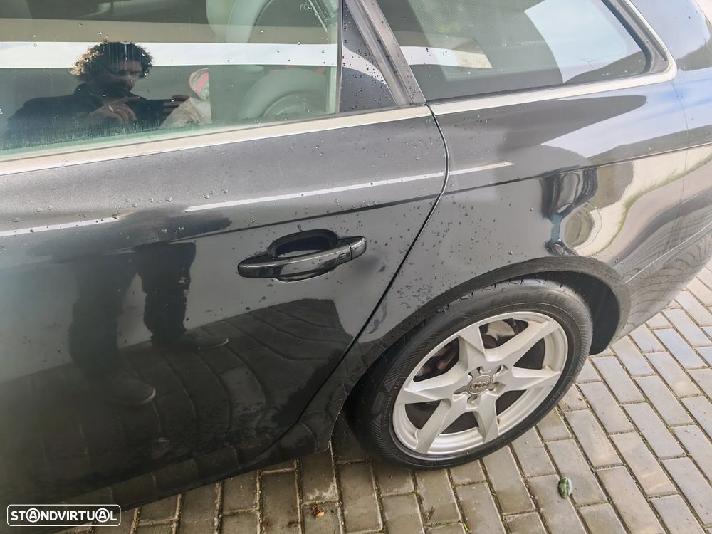 Audi A4 Avant 2.0 TDI - 11