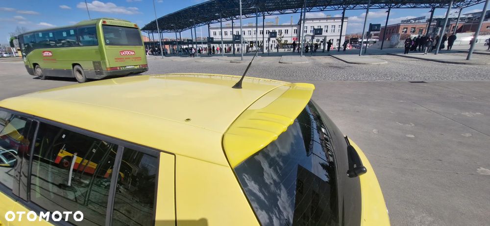 Skoda Fabia 1.4 16V Sport - 4