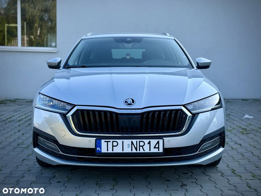 Skoda Octavia 2.0 TDI Sportline DSG - 21