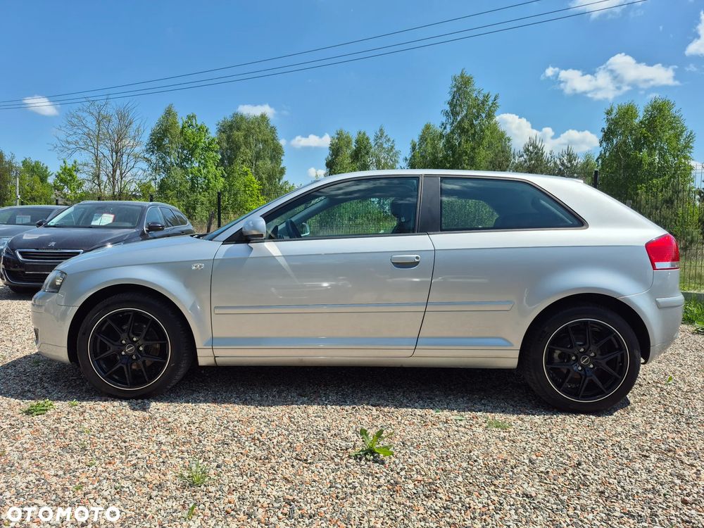 Audi A3 3-drzwiowe 1.6 S Line Sportpaket plus - 4