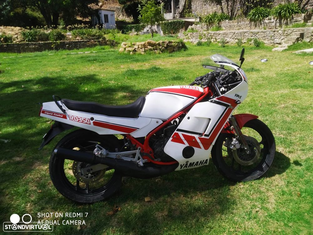 Yamaha RD - 8