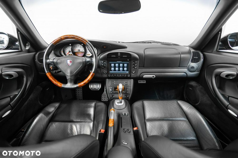 Porsche 911 - 18