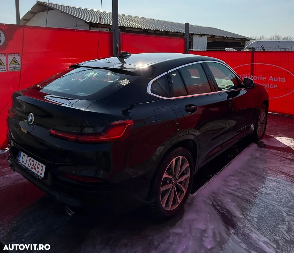 BMW X4 xDrive20d Advantage - 3