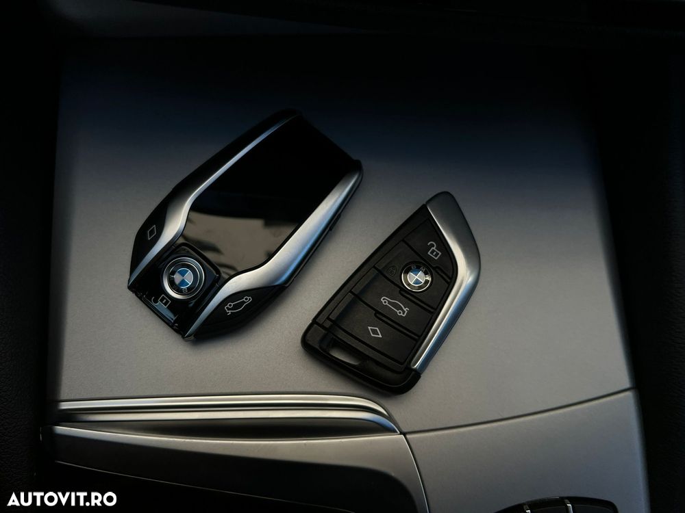BMW Seria 5 520i Aut. - 17