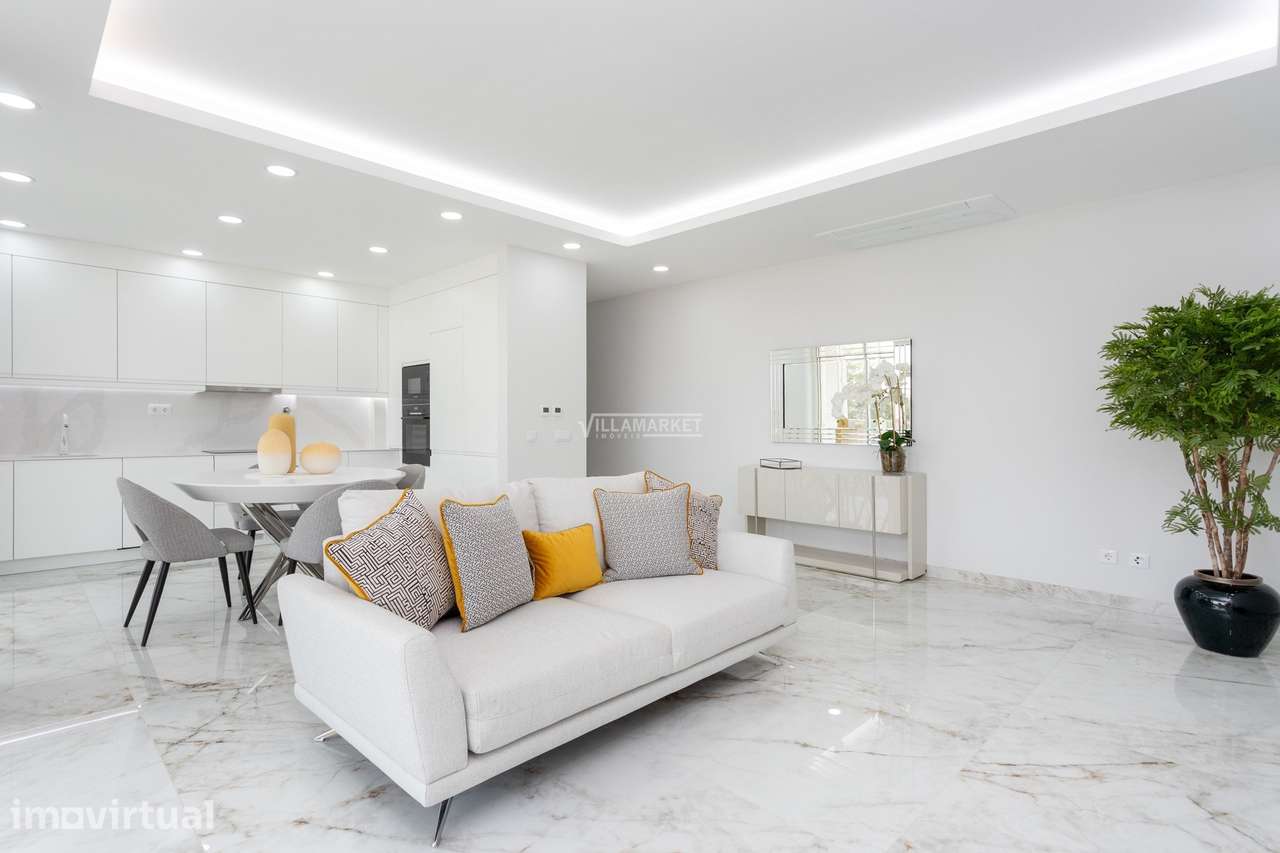 ÚLTIMO APARTAMENTO T2 NOVO COM PISCINA NA COBERTURA SITUADO EM LAGOS - Grande imagem: 3/32