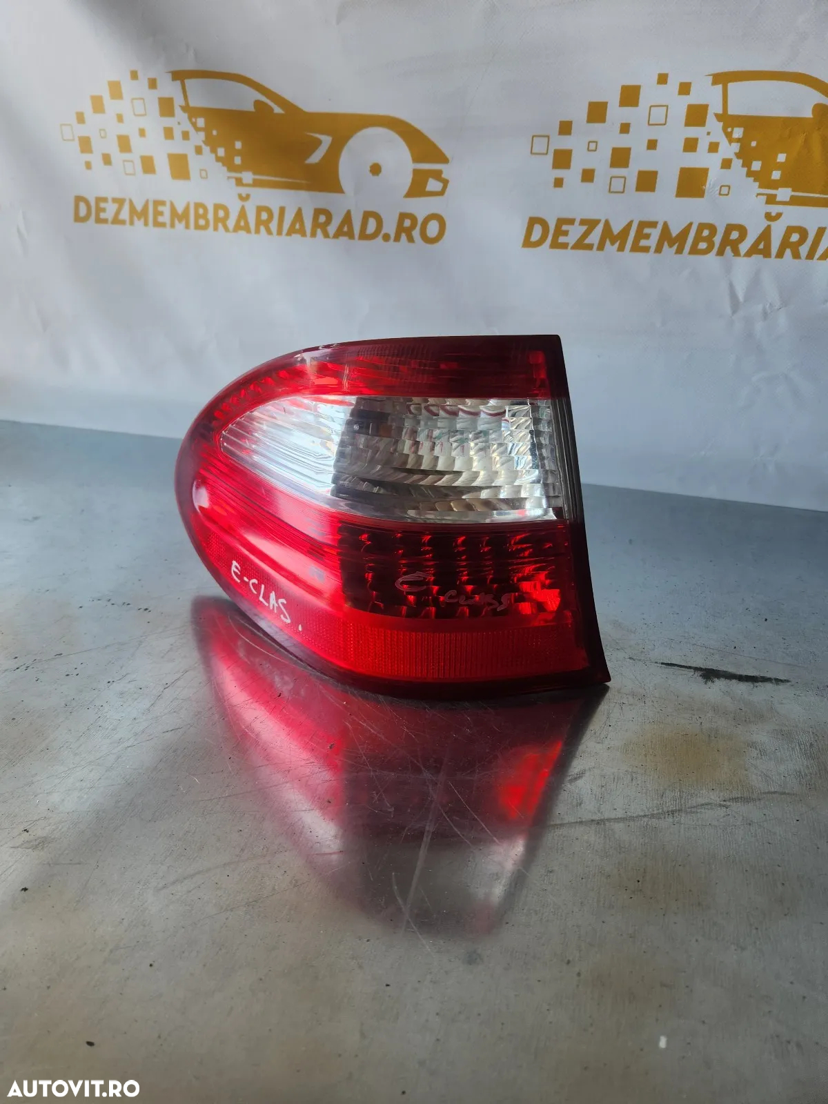 Lampa Stop Tripla Stanga Mercedes E Class W122 Combi Break Cod A An 2003-2004-2005-2006-2007-2008 - - 3