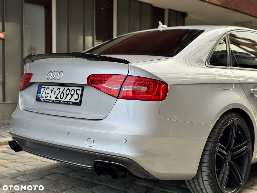 Audi S4 Limousine - 16