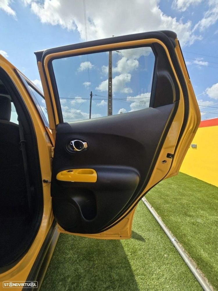 Nissan Juke 1.6 DIG-T Tekna Premium Ext.1 Yellow S. — fotografia 15