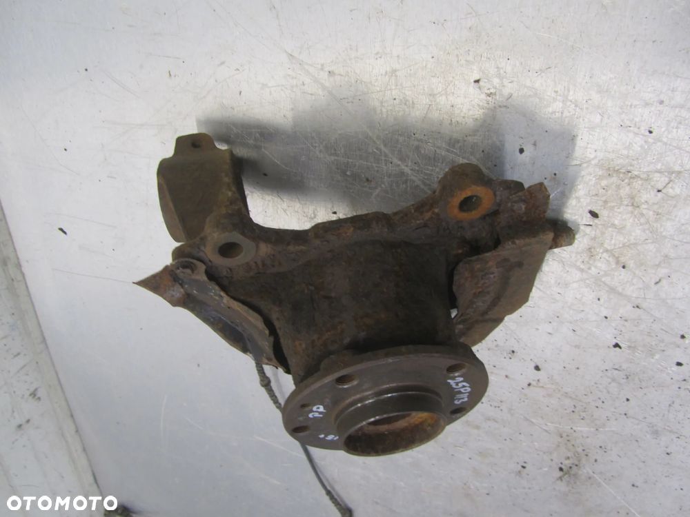 Citroen Jumper-Ducato-Boxer 06->2.2 piasta zwrotnica prawy przód 15" - 3