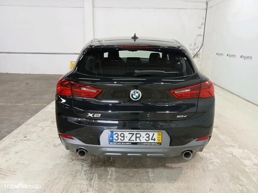 BMW X2 20 d sDrive Auto X Pack M - 6