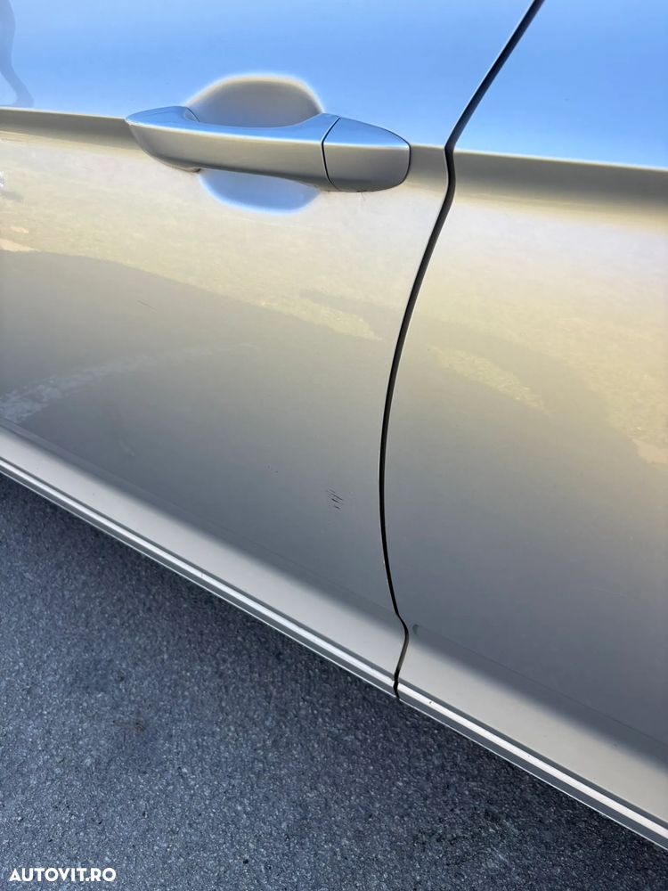 Volkswagen Passat 2.0 TDI DSG (BlueMotion Technology) Comfortline - 10