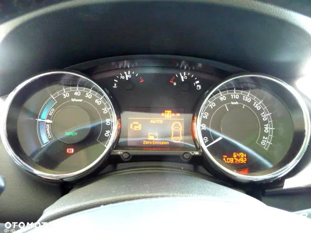 Peugeot 3008 2.0 HYbrid4 - 7