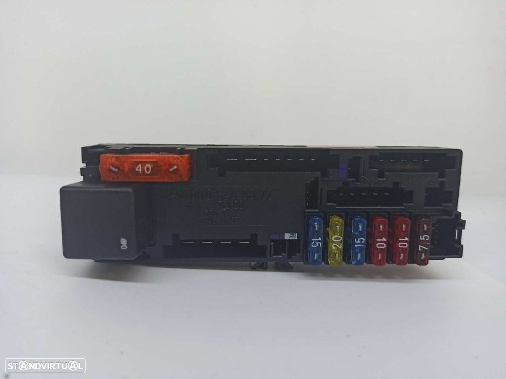 CAIXA DE RELÉS/ FUSÍVEIS MERCEDES CLASE C (W202) BERLINA 180 (202.018) - 2