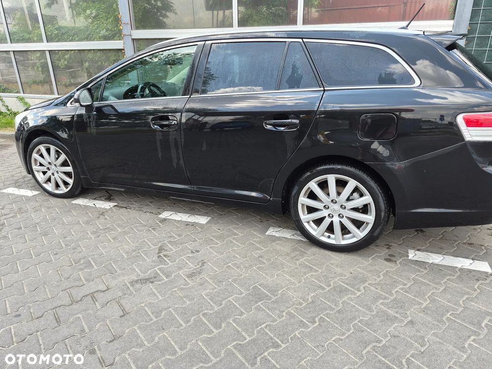 Toyota Avensis 2.0 Prestige EU5 MS - 8