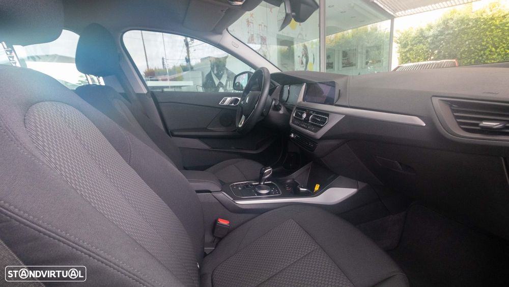 BMW 216 Gran Coupé d Advantage - 10