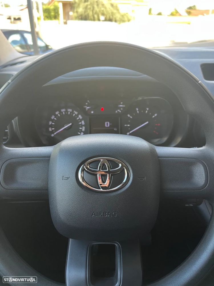 Toyota Proace City - 12