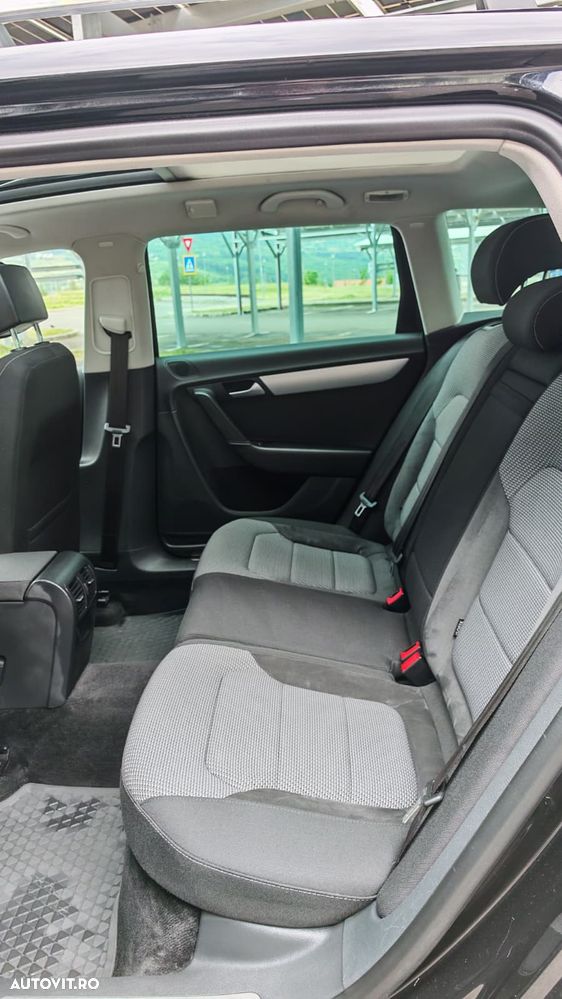 Volkswagen Passat Alltrack 2.0 TDI BMT 4Motion - 23
