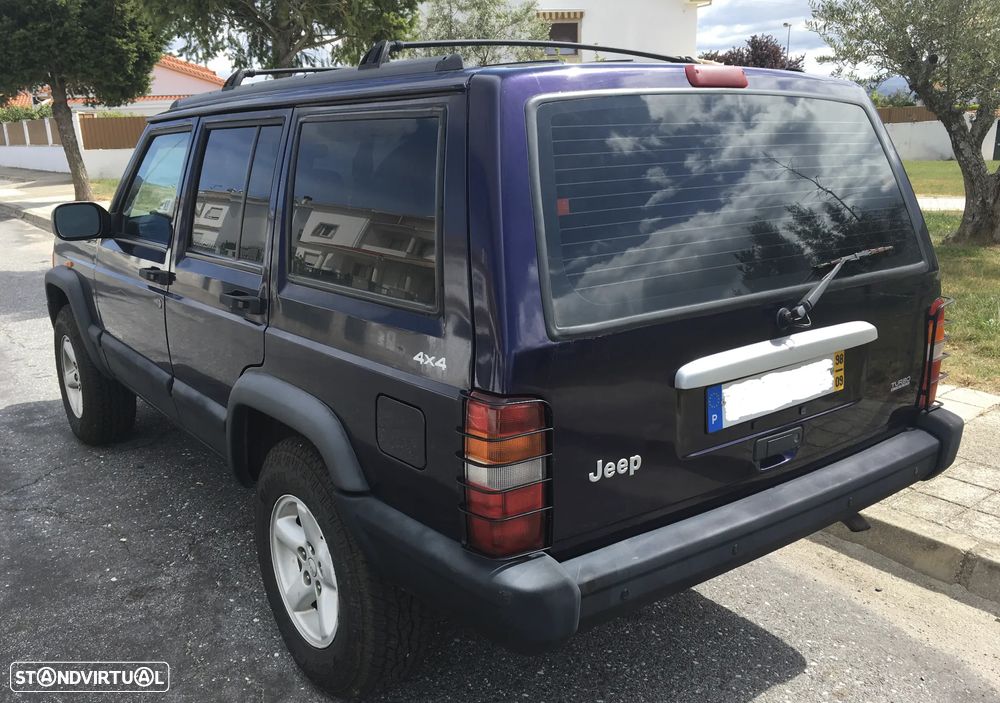 Jeep Cherokee 2.5 TD Jamboree - 6