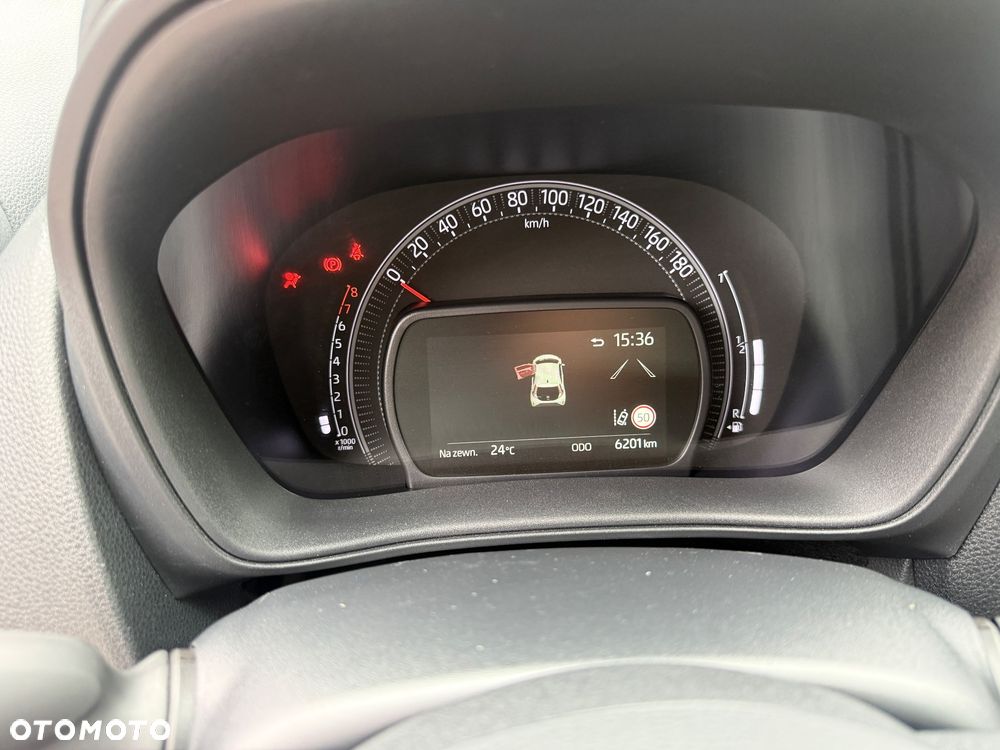 Toyota Aygo X Air Style - 24
