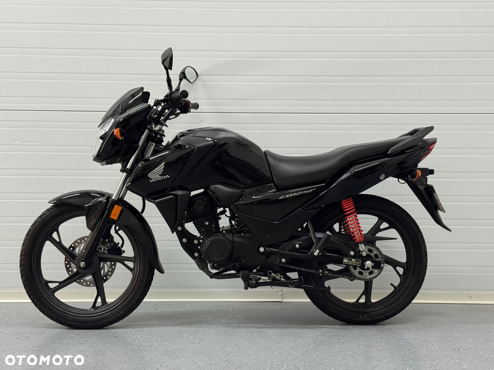 Honda CBF - 12