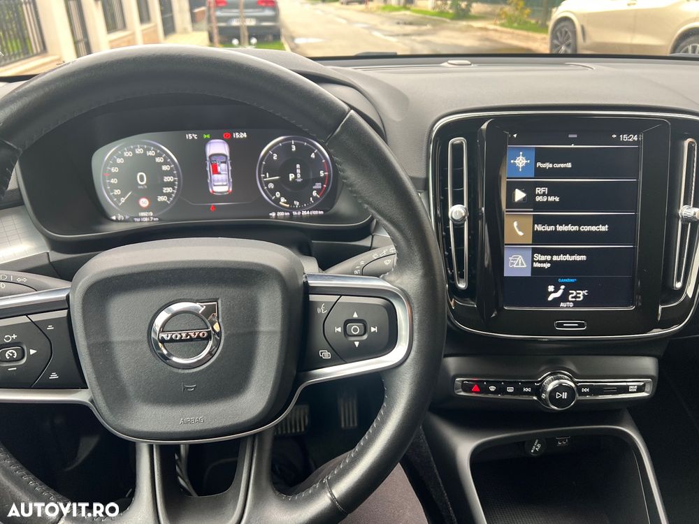 Volvo XC 40 D3 Momentum - 19