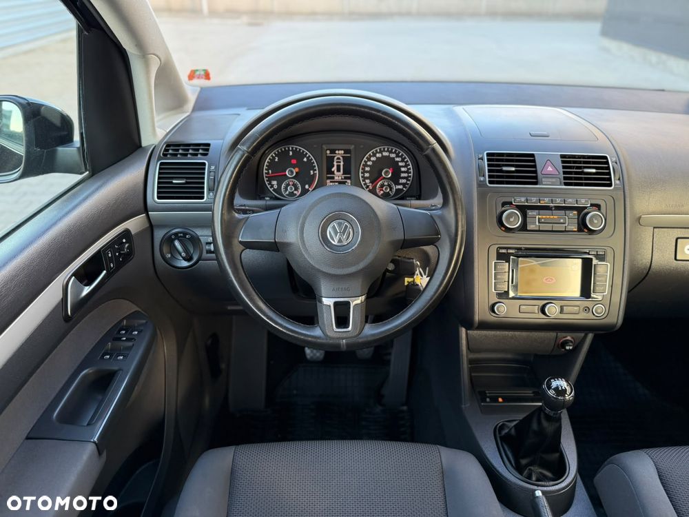 Volkswagen Touran 1.6 TDI DPF BlueMotion Technology MATCH - 12