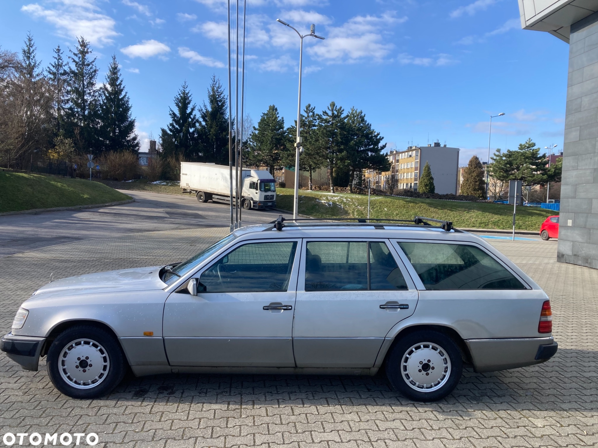 Mercedes-Benz W124 (1984-1993) - 37