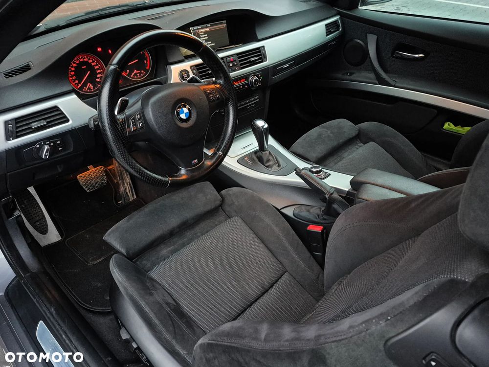 BMW Seria 3 325d M Sport Edition - 17