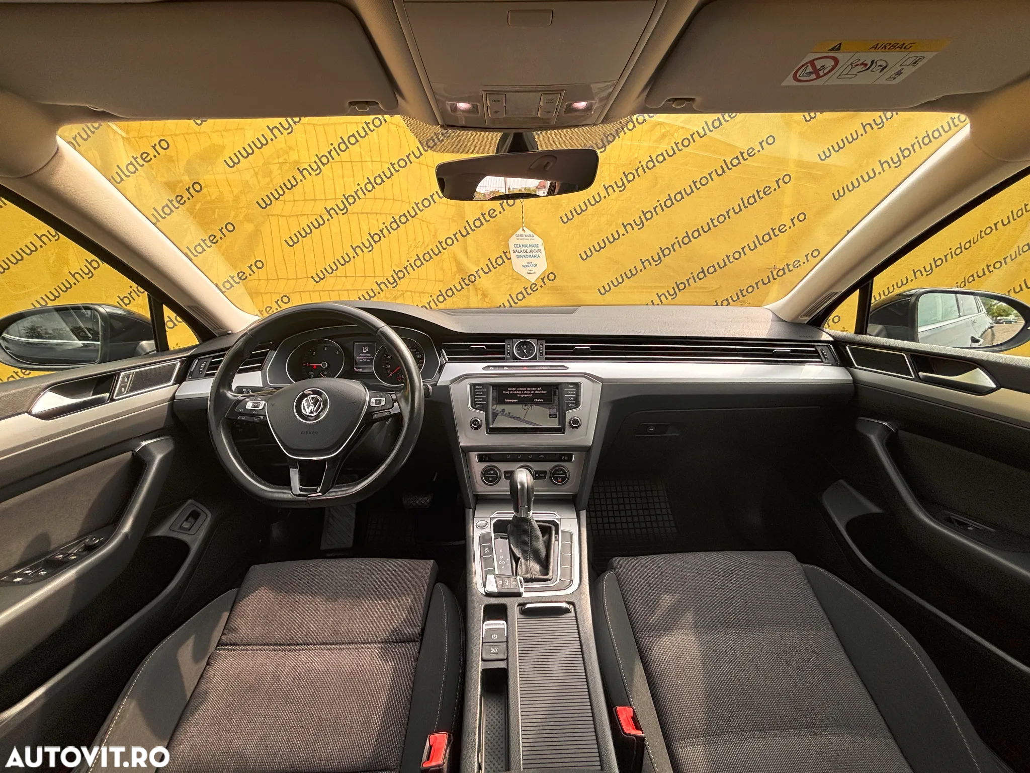 Volkswagen Passat - 13