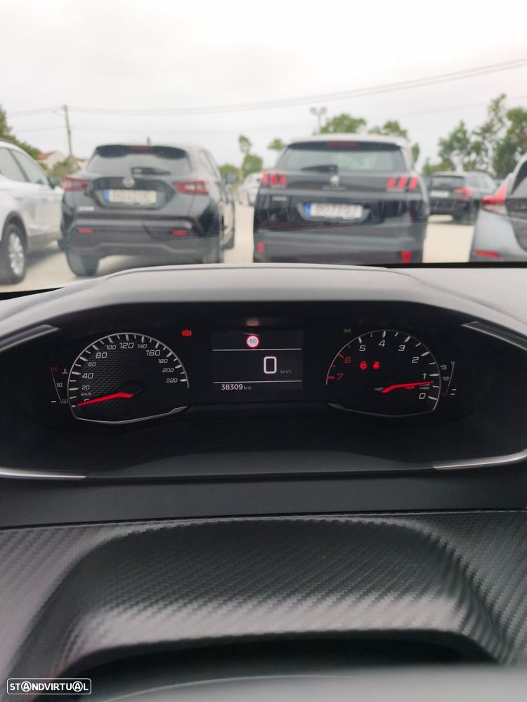 Peugeot 208 1.2 PureTech Active Pack - 17