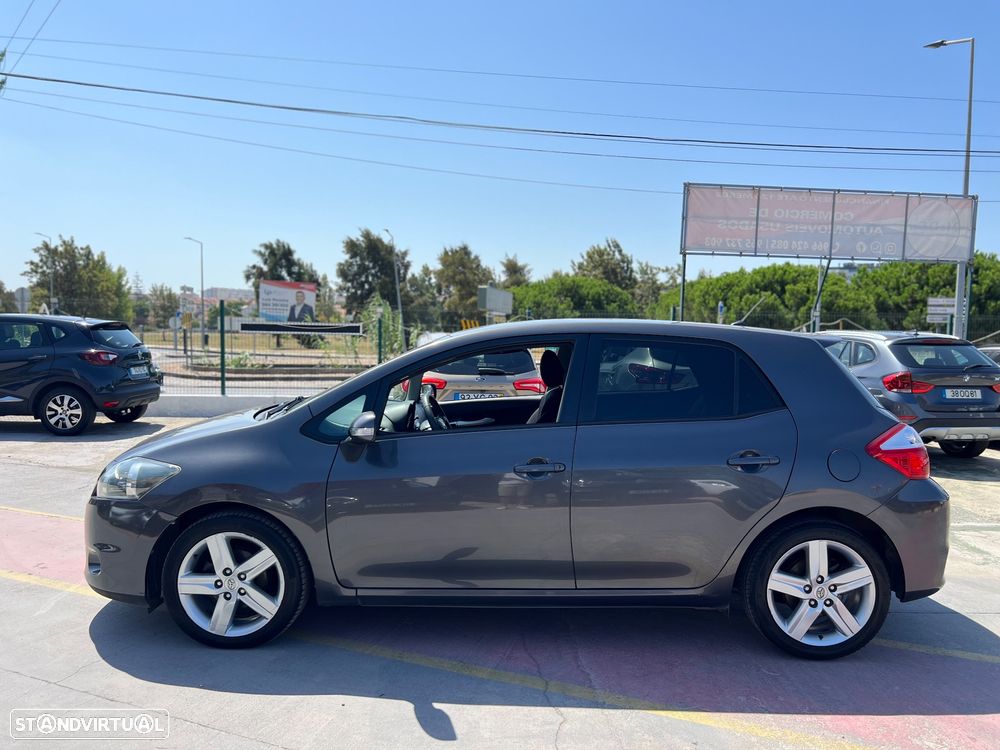 Toyota Auris 1.4 D-4D Sol - 8