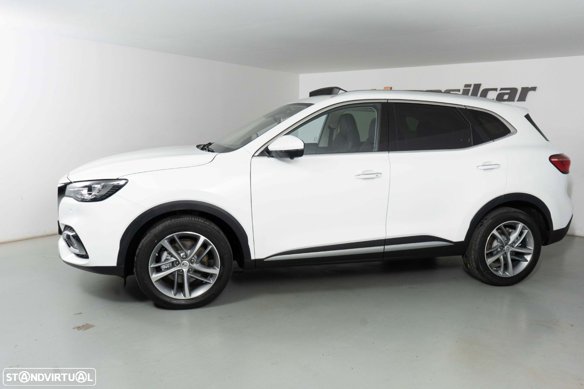 MG EHS 1.5 T-GDI Plug-in Hybrid Luxury - 6