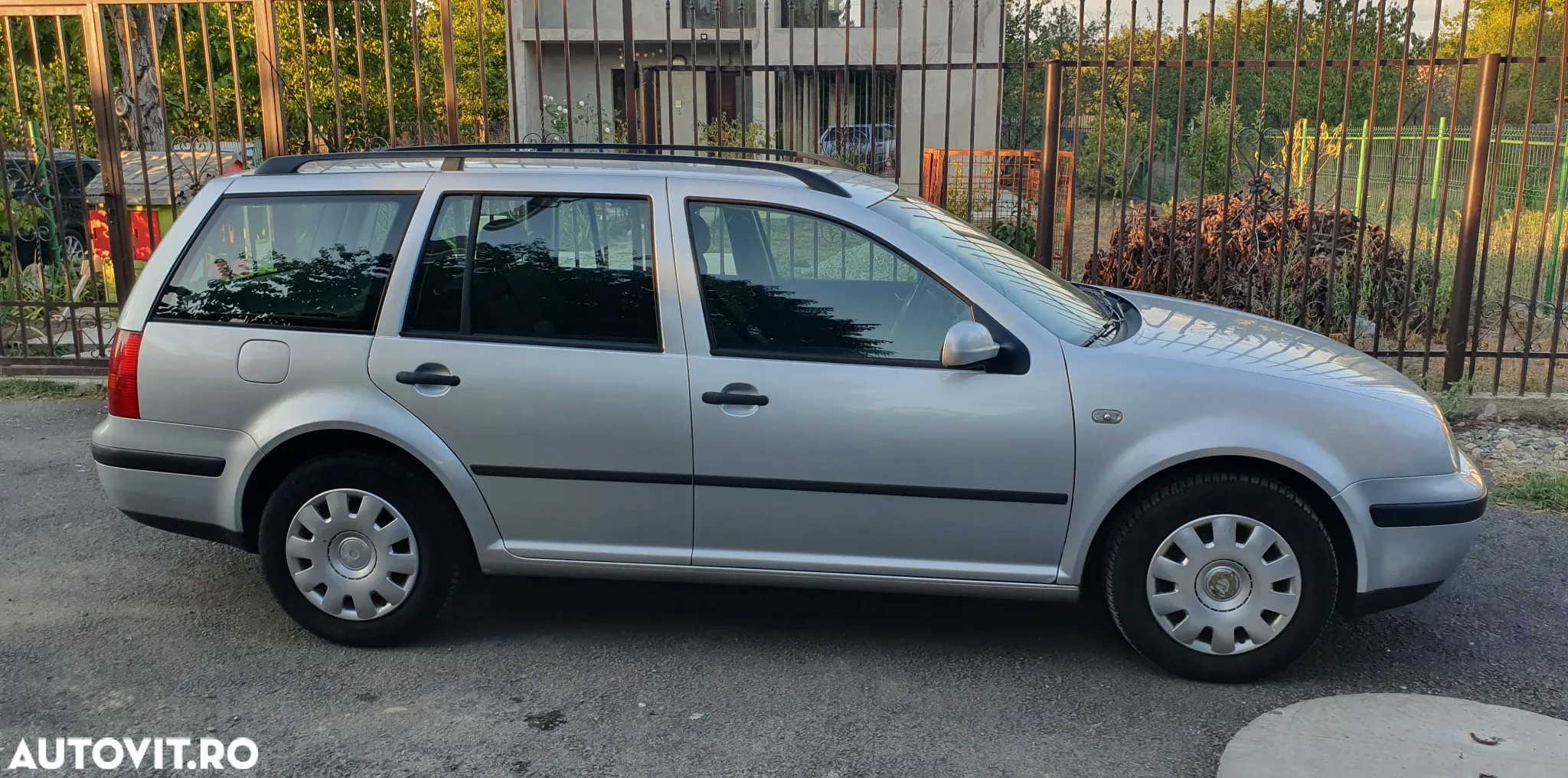 Volkswagen Golf Variant 1.6 Comfortline - 8
