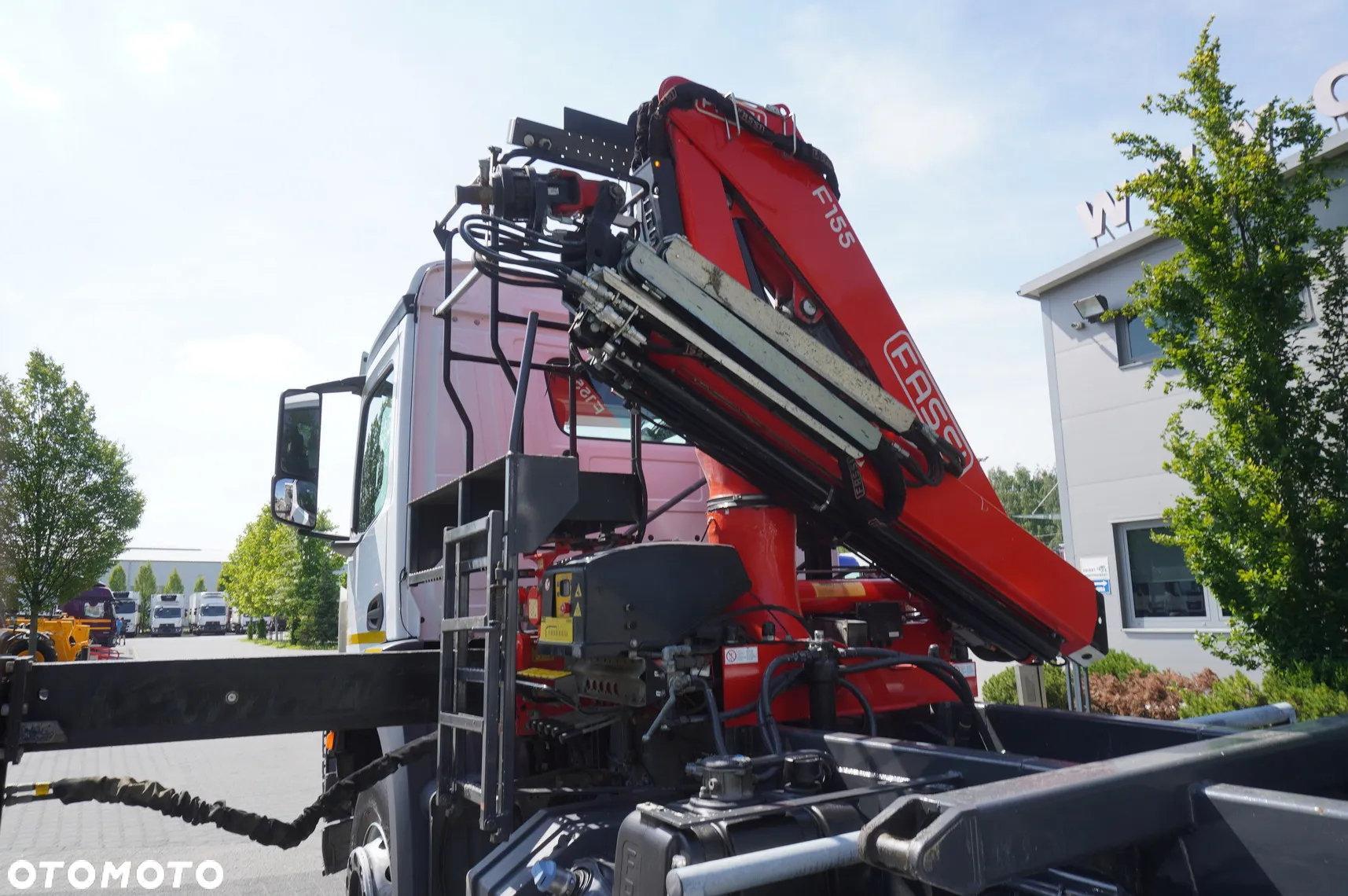 Mercedes-Benz Arocs 2636 / Fassi F155A.0.22 6t / 120 tys. km / Wywrotka 3-stronna / 2 x hydroburta - 22