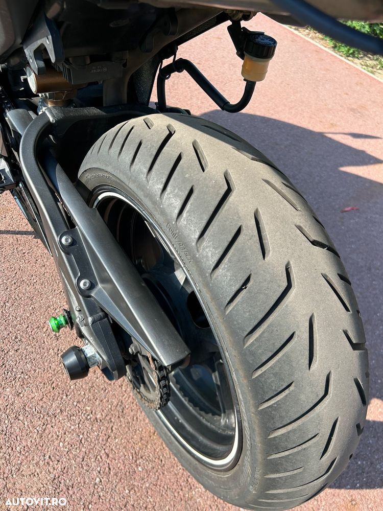 Kawasaki ZX-6R Ninja - 10