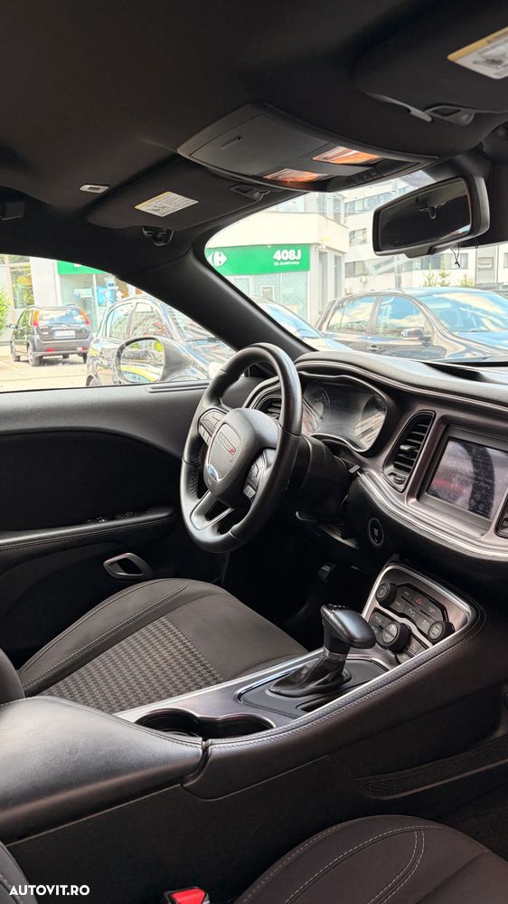 Dodge Challenger Automatik SXT Plus - 13