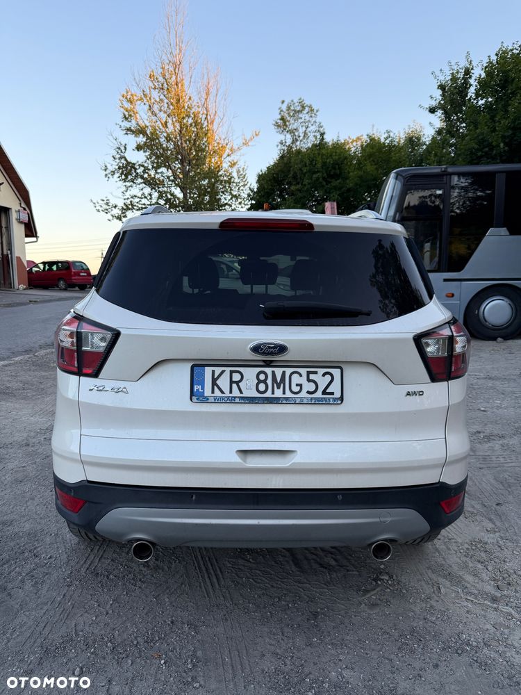 Ford Kuga 2.0 TDCi AWD Titanium - 4