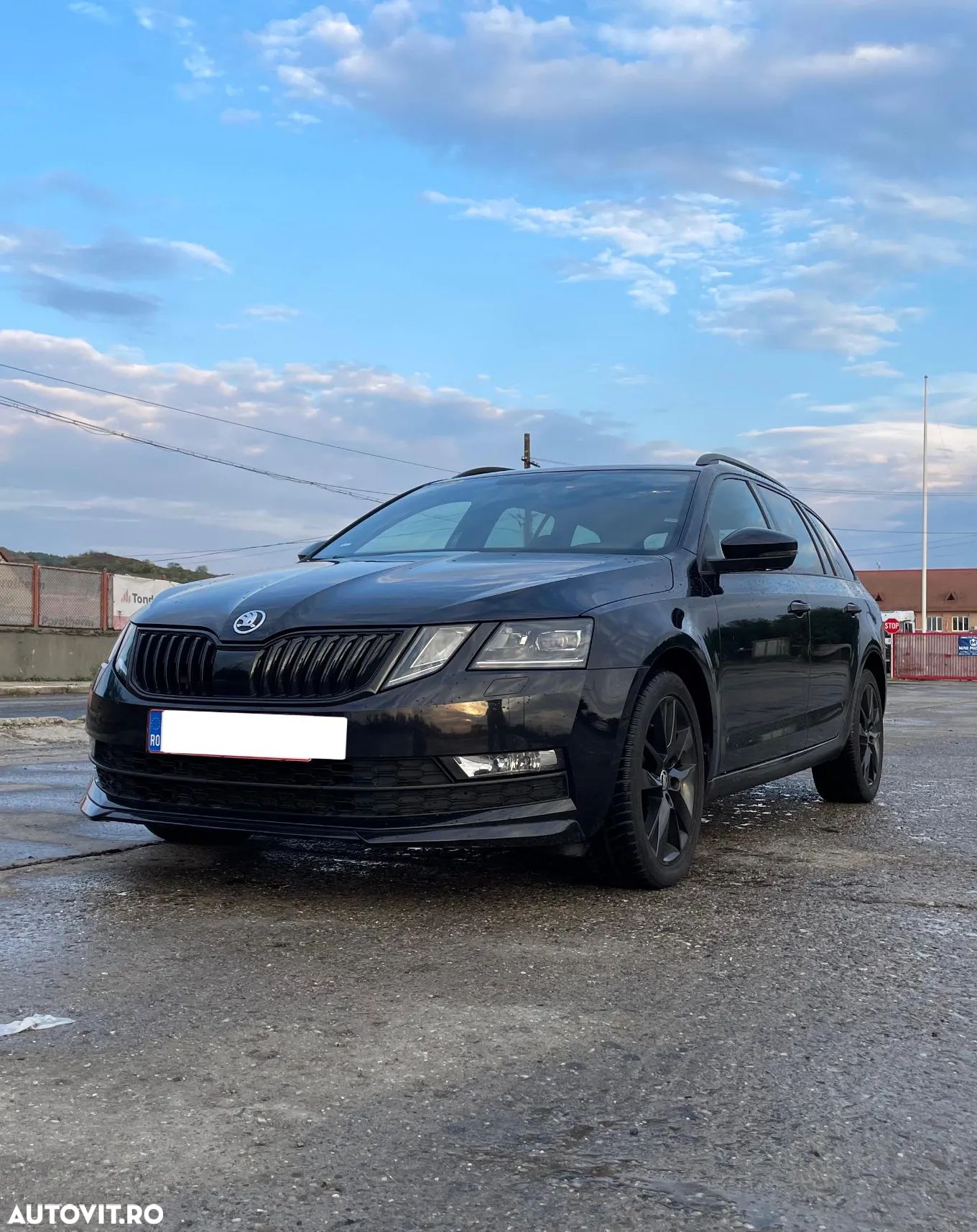 Skoda Octavia 1.6 TDI DSG Ambition - 1