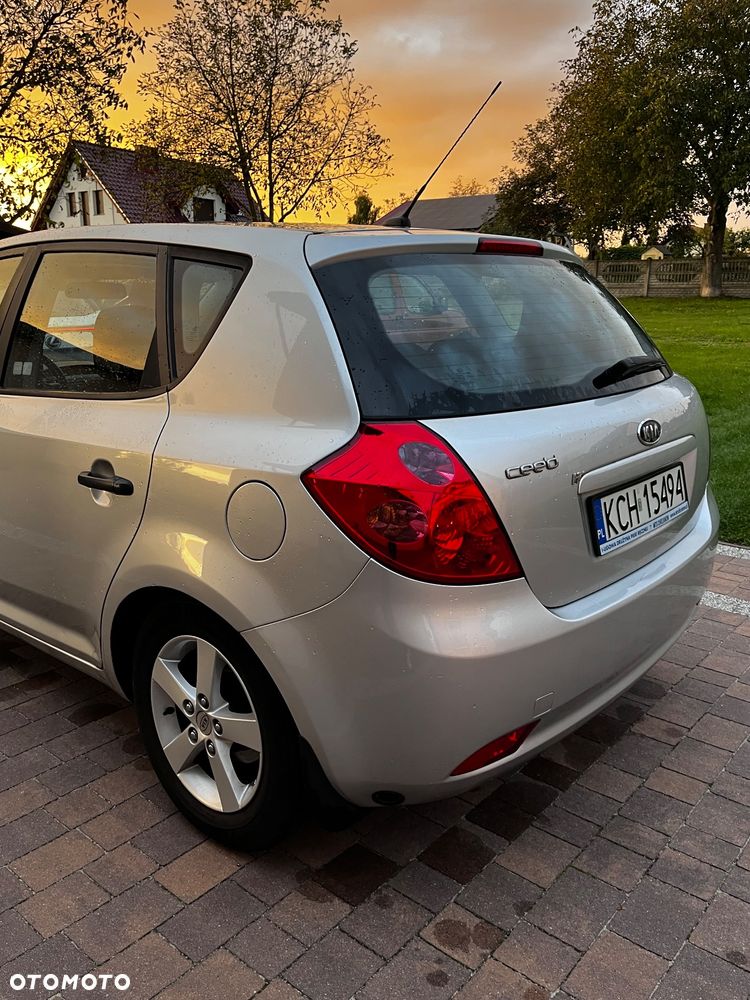 Kia Ceed Cee'd 1.4 Comfort - 6