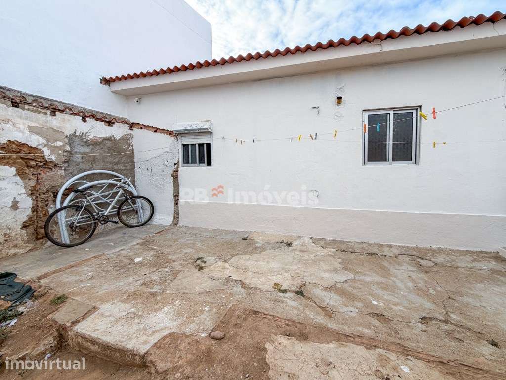 Moradia Típica com anexo renovado - Abrantes - Grande imagem: 3/18