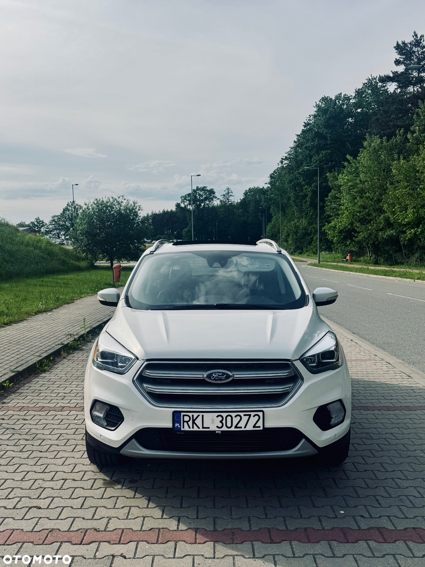 Ford Escape 2.0 EcoBoost AWD Titanium - 2