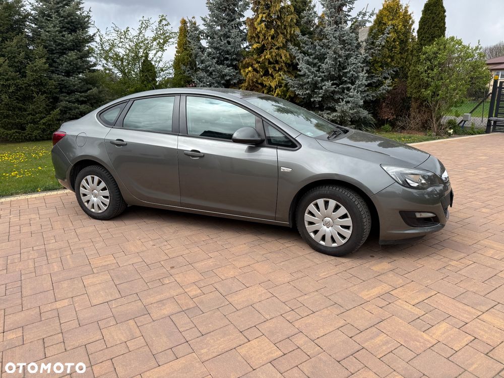 Opel Astra 1.4 T EU6 - 4