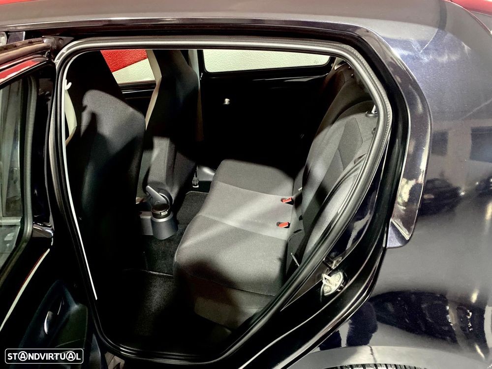VW Up! - 20