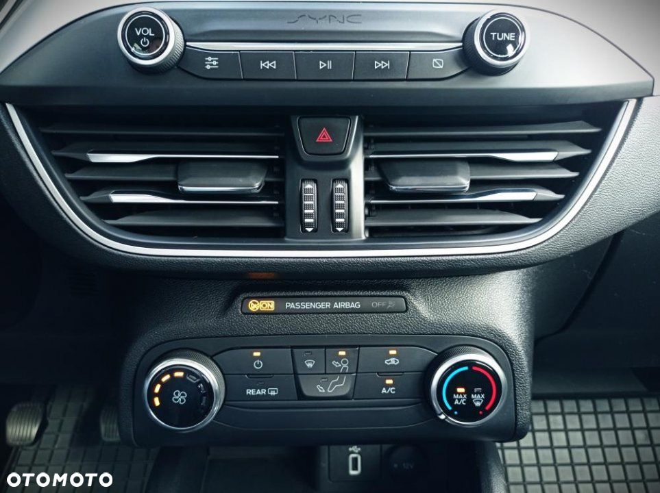 Ford Focus - 27