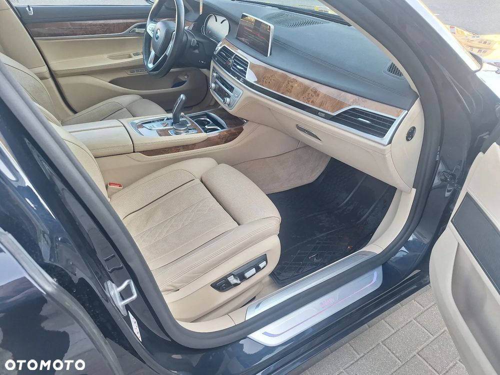 BMW Seria 7 - 6