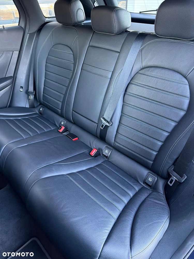 Mercedes-Benz GLC 220 d 4-Matic - 27