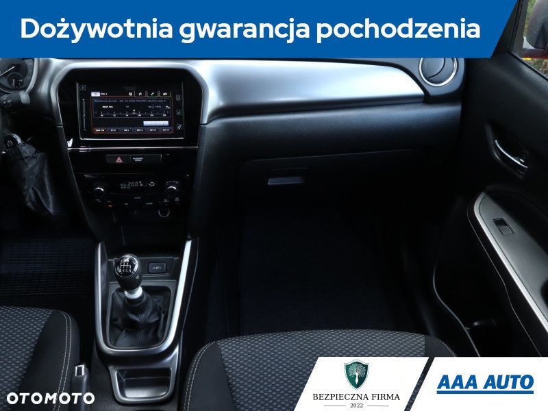 Suzuki Vitara - 10